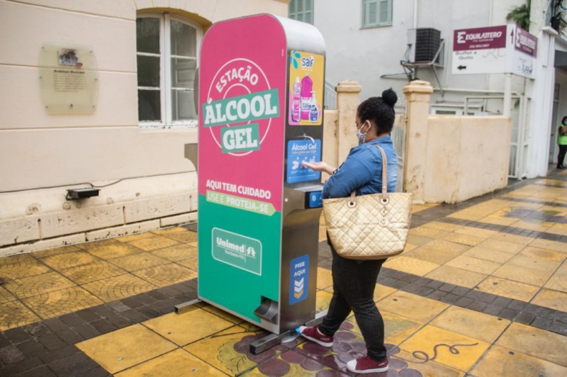 Antônio Morais apresenta projeto que obrigue setor público a fornecer álcool em gel