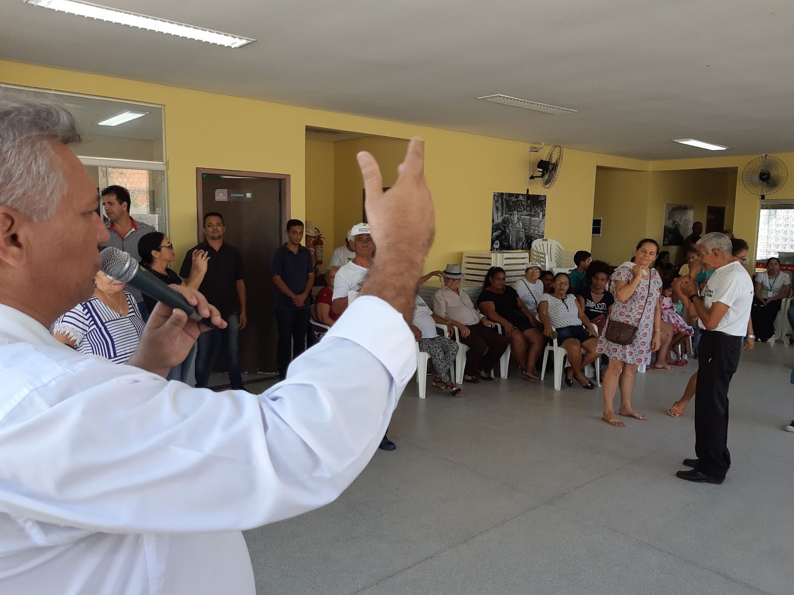 Antônio Morais participa de festividade no Calafate