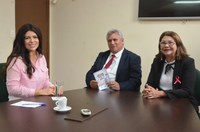 Antônia Lúcia faz uso da Tribuna Popular e convida vereadores para a 19ª Marcha Contra o Crack  