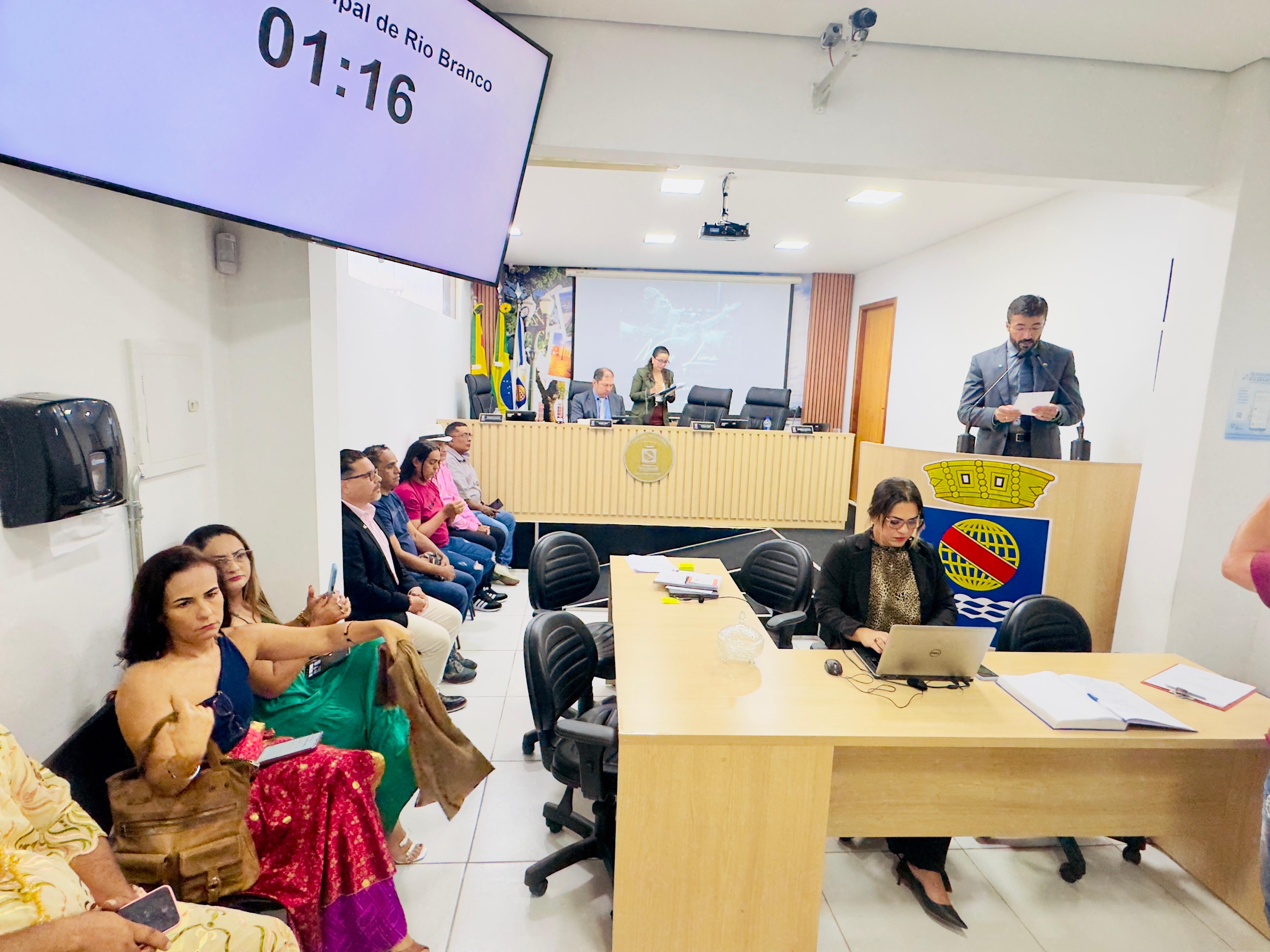 Ato solene: Vereador Zé Lopes homenageia fazedores de cultura de Rio Branco