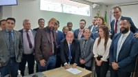 Bocalom entrega PL na Câmara para ajudar comerciantes prejudicados com a cheia de igarapés e do Rio Acre 