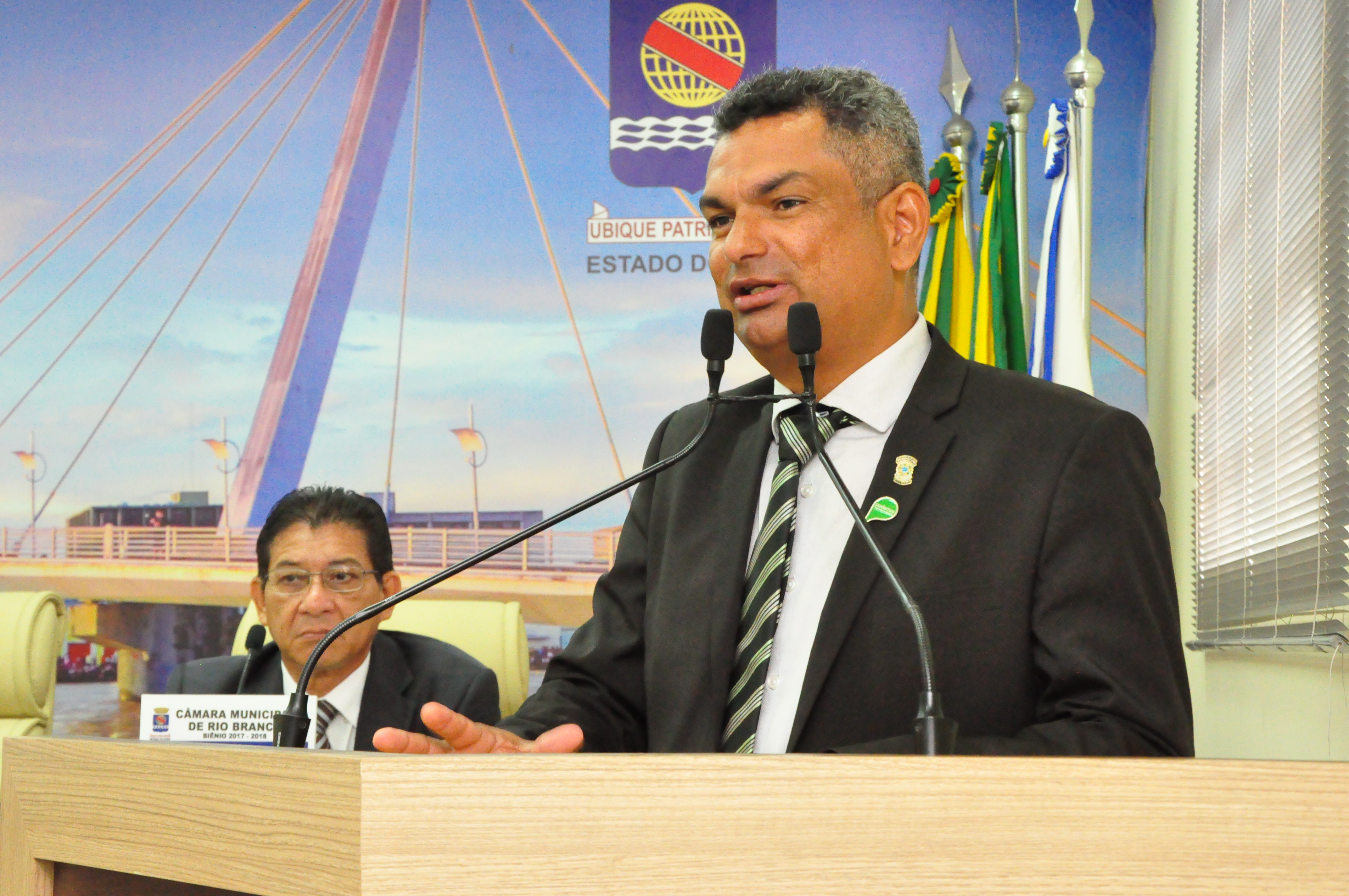 Câmara aprova projeto que institui Política de Prevenção à Violência contra Educadores   