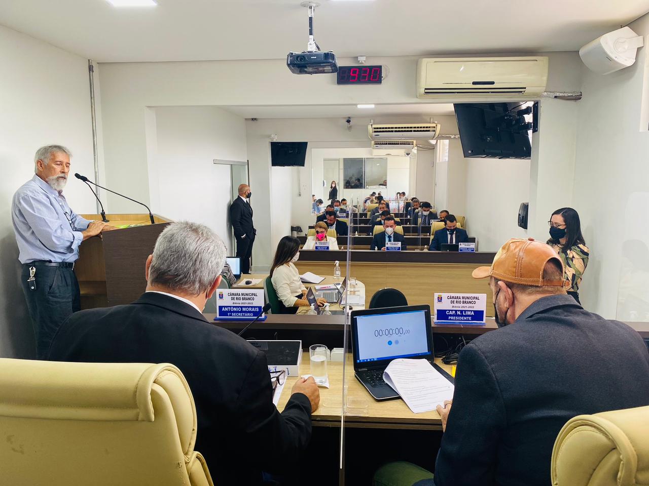 Câmara de Rio Branco debate sobre a degradação do Rio Acre