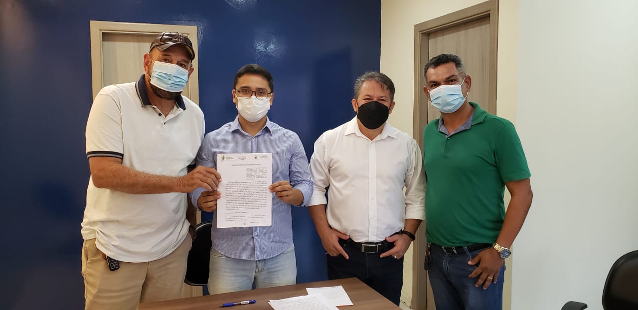 Câmara de Rio Branco e Secretaria de Desenvolvimento Urbano e Regional (SEDUR) assinam Termo de Cooperação Técnica para a construção da nova sede.