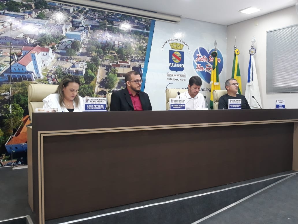 Câmara debate alterações na regulamenta a construção e reforma de posto de revenda de combustível 