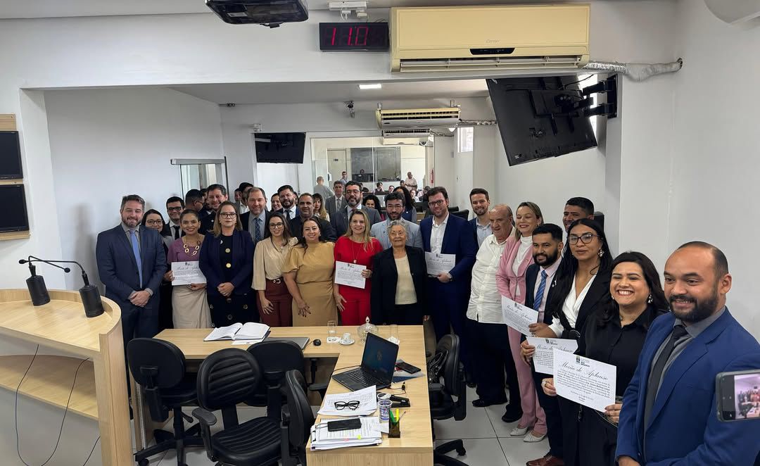 Câmara Municipal realiza ato solene em alusão ao mês do advogado 