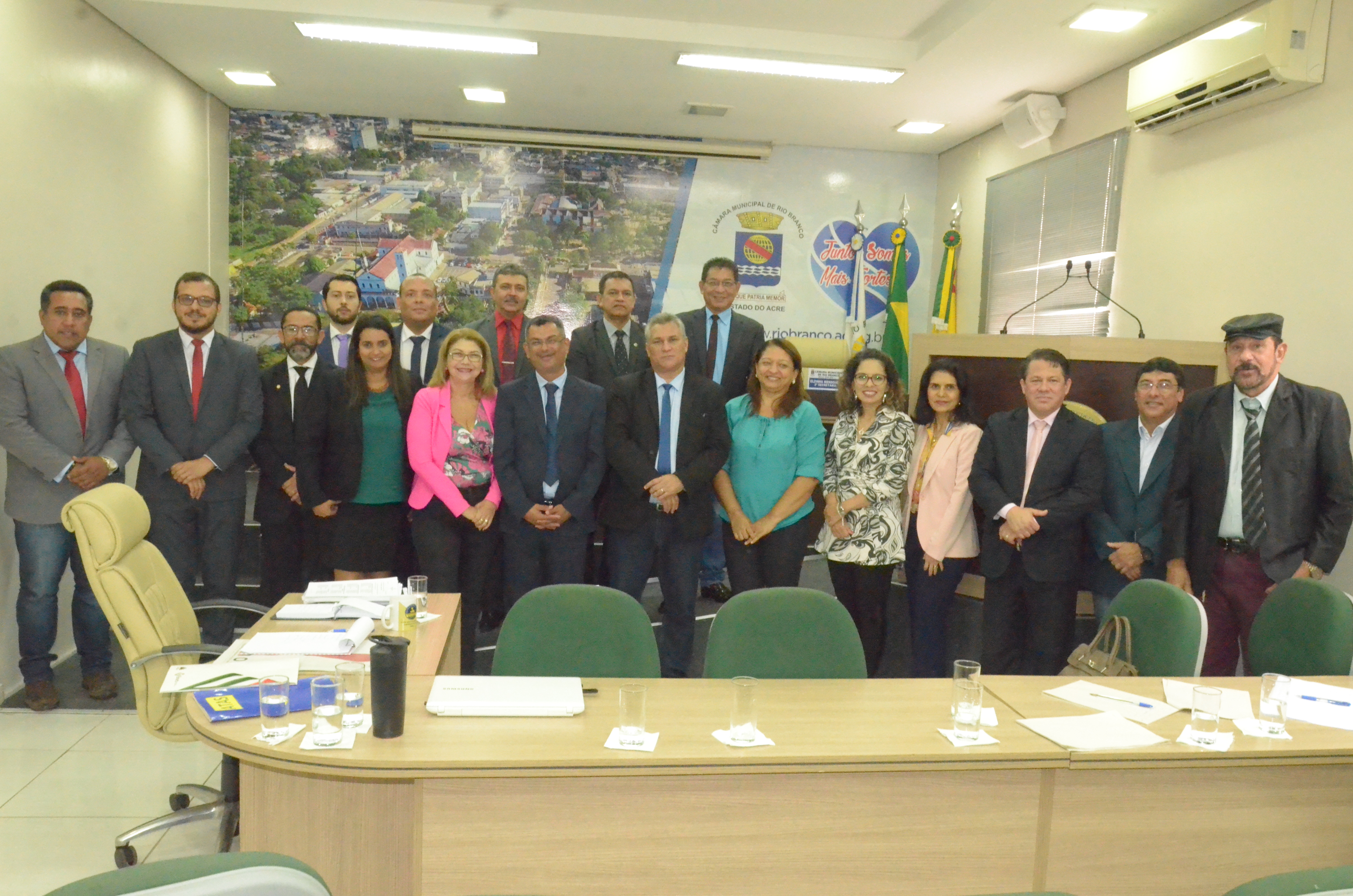 Câmara recebe diretores da Emurb para esclarecimentos acerca das supostas denúncias de corrupção no órgão 