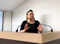 Contra ao PL que cria 137 cargos comissionados para a Prefeitura de Rio Branco, Michelle diz “ Isso é desrespeitoso com a nossa população”