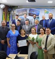 Desembargadora Eva Evangelista recebe Moção de Aplausos em ato solene na Câmara