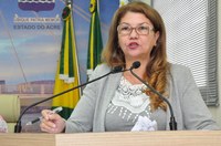 É aprovado na Câmara PL que institui a presença de doulas em período de trabalho de parto 