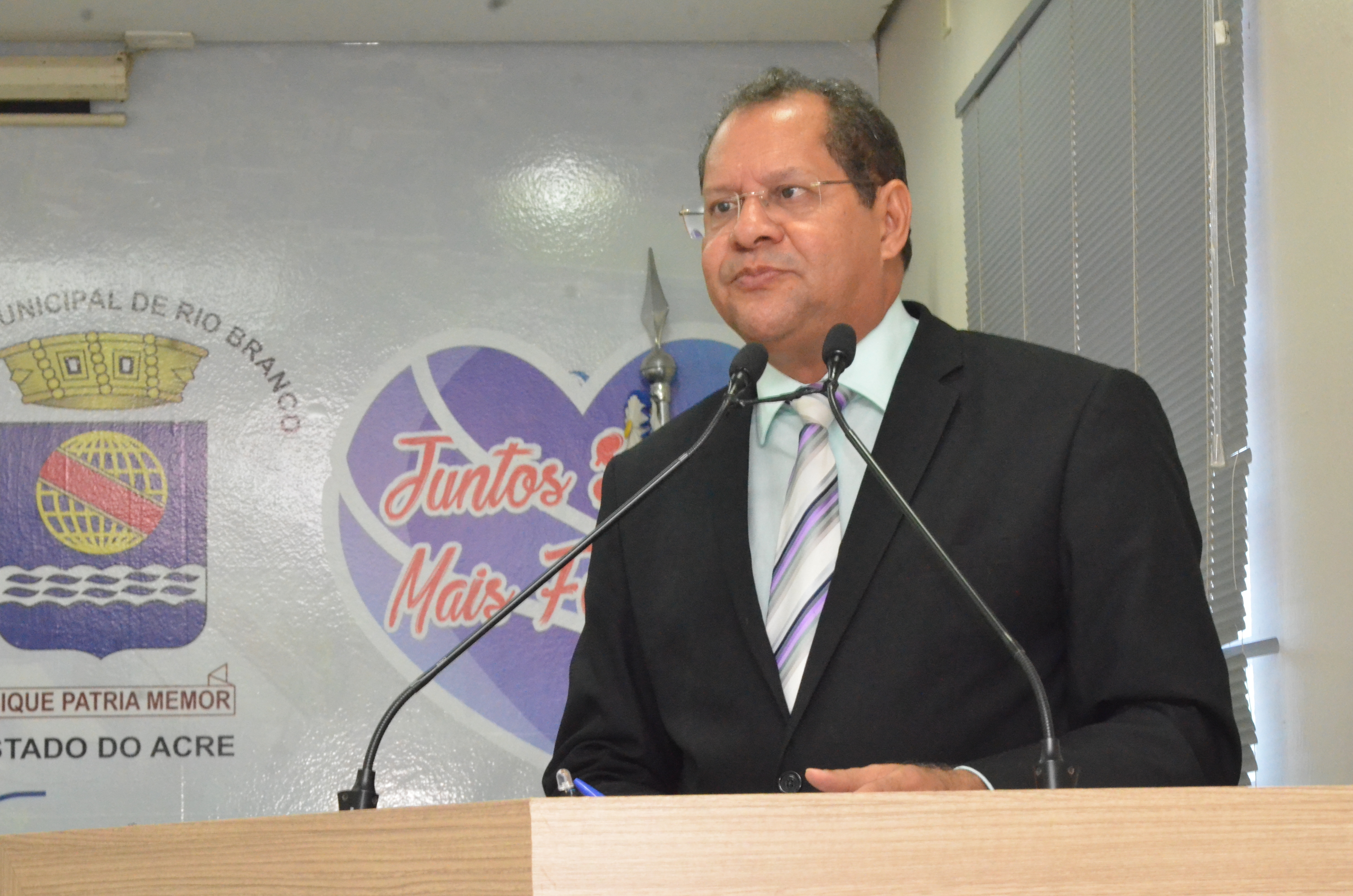 Eduardo Farias pede celeridade em projeto que trata de devolução de remédios vencidos