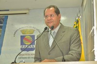 Eduardo Farias sugere união de Estado e Município para amenizar problemas na área da Saúde