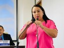 Elzinha Mendonça defende greve da educação e cobra uma resolução da prefeitura