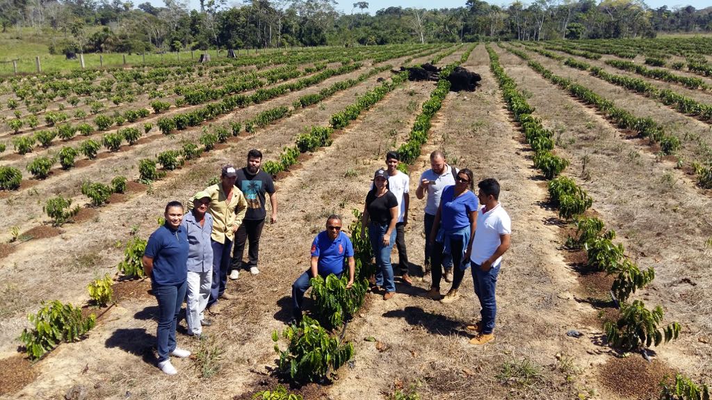 Elzinha Mendonça realiza agenda de visitas no Ramal Granada