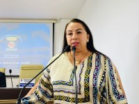 Elzinha Mendonça destaca visita as creches Valdiva de Castro e Gumercindo Bessa
