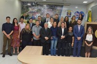 Emerson Jarude homenageia contadores