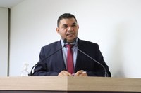  Fábio Araújo cobra mais diálogo da Prefeitura com os servidores municipais