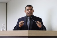 Fábio Araújo rebate críticas de Jarude sobre compra de mosqueteiros e diz “Vamos tratar o Executivo com seriedade”   