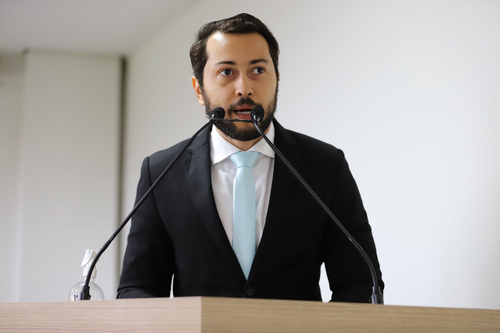 Jarude apresenta Carta Aberta ao poder público visando à proteção e a garantia dos direitos da pessoa idosa e destaca proposta de emenda ao Plano Plurianual do município