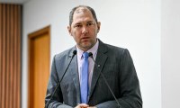 Joabe Lira apresenta PL para garantir segurança no descarte de vidros e materiais cortantes