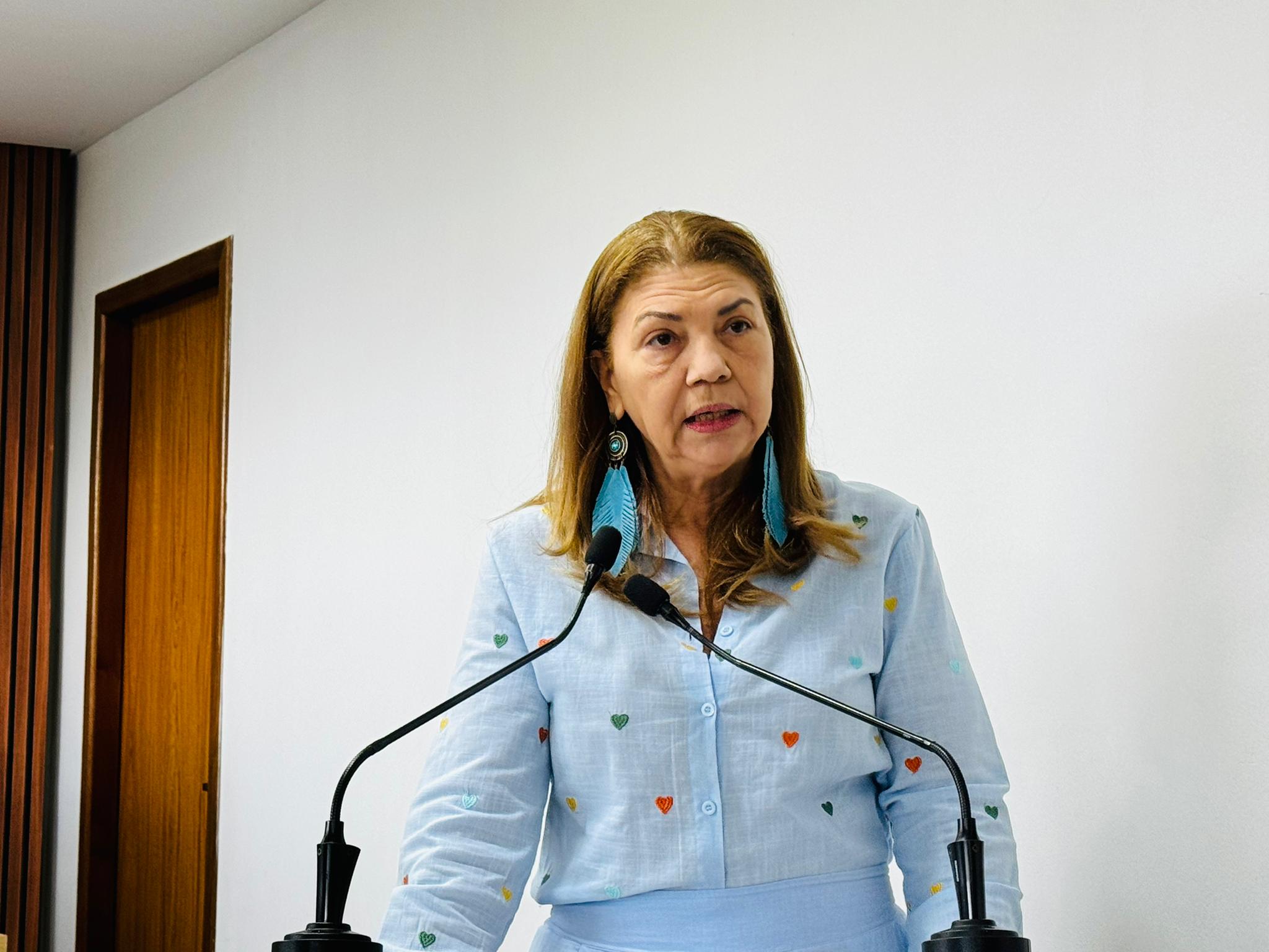 Lene Petecão cobra fortalecimento de políticas públicas para preservação do Meio Ambiente