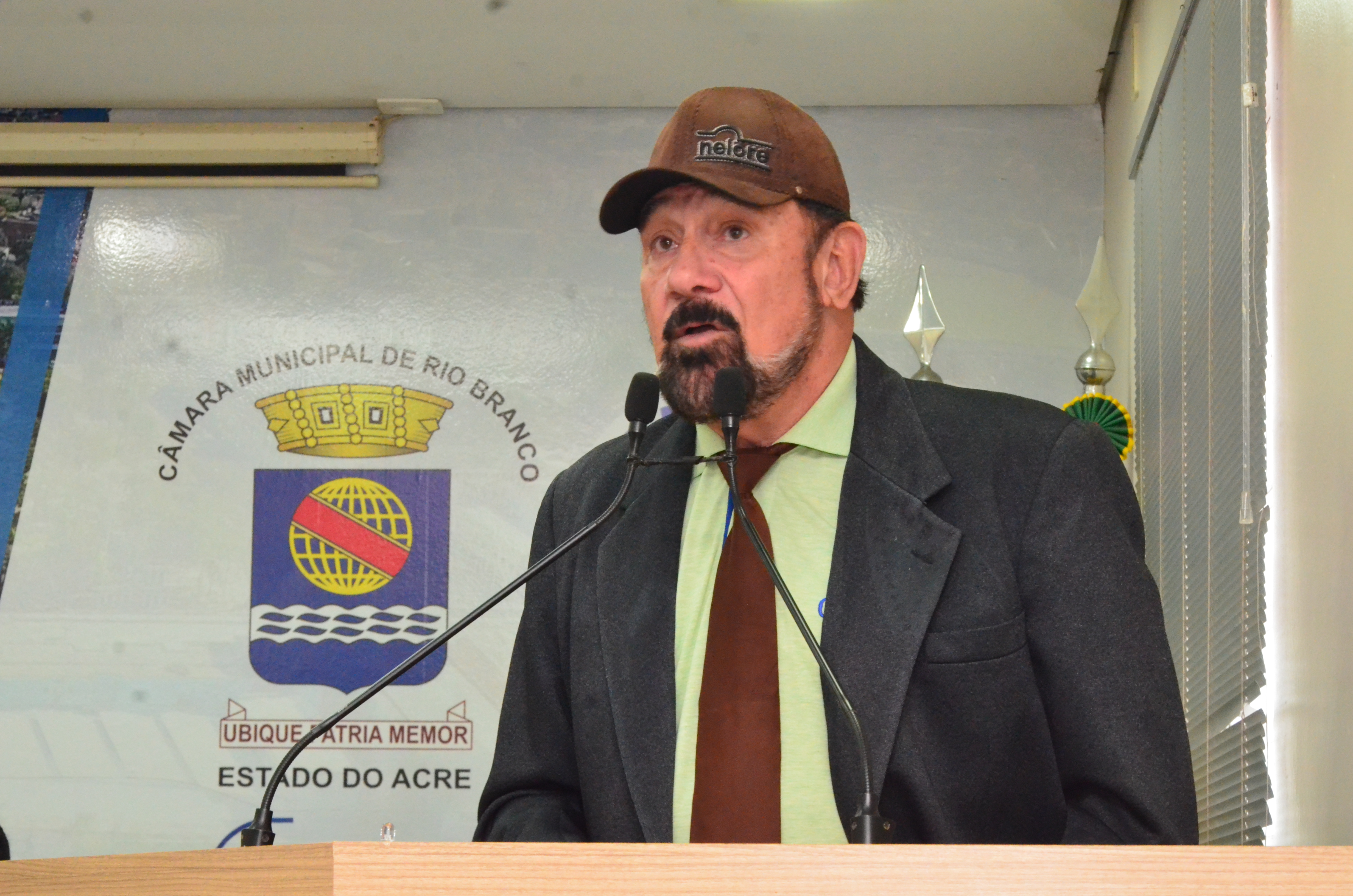 N. Lima destaca inauguração de quadra sintética no bairro 6 de Agosto