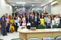 No Dia Internacional do Farmacêutico, câmara presta homenagem aos profissionais