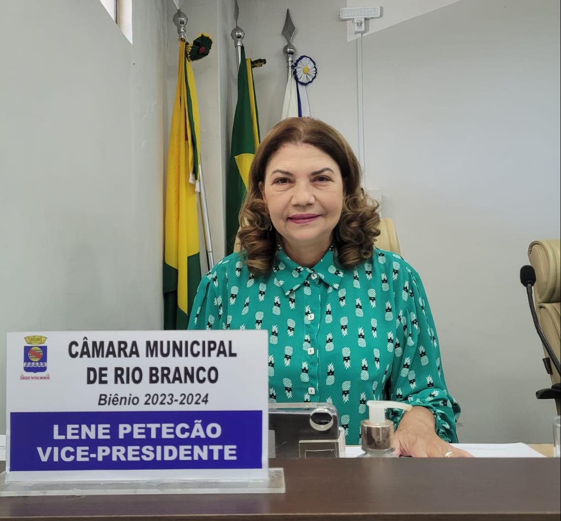 PL da vereadora Lene Petecão que institui a campanha “Importunação Sexual no Ônibus é Crime” é sancionado