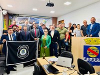 Policiais penais são homenageados na Câmara Municipal pela passagem do dia