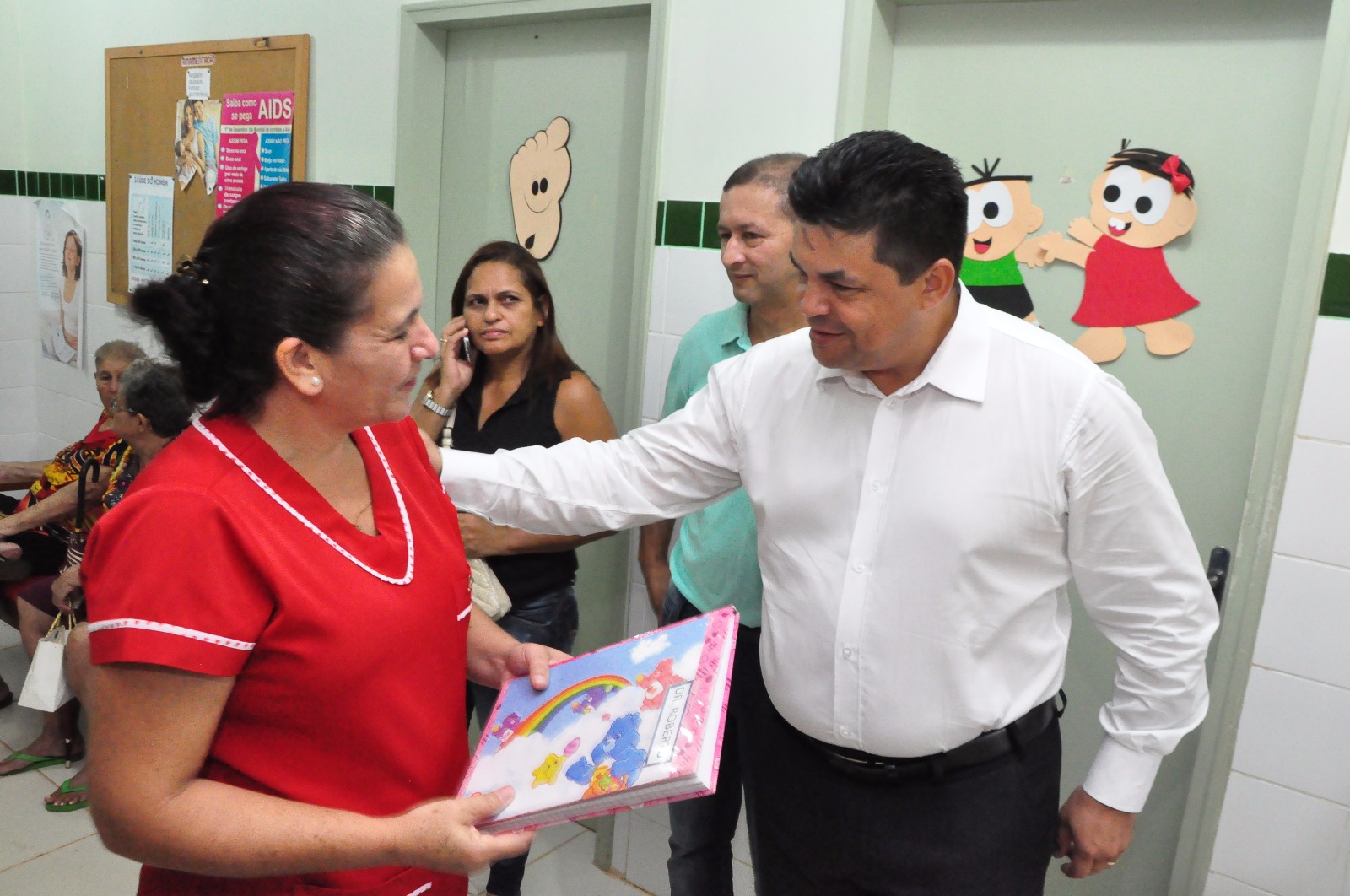 Presidente da Câmara Manuel Marcos visita Centro de Saúde Mário Maia