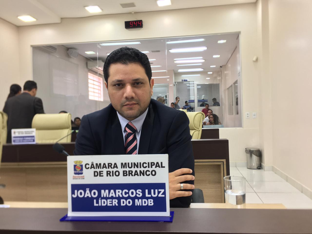 PROJETO DE LEI DO VEREADOR JOÃO MARCOS LUZ QUE CASSA ALVARÁ DE ESTABELECIMENTOS QUE VENDEM PRODUTOS ROUBADOS É APROVADO POR UNANIMIDADE