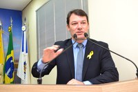 Roberto Duarte apresenta projeto de lei que regulamenta o UBER na Capital