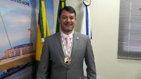 Roberto Duarte recebe “Medalha Alferes Tiradentes” como vereador mais atuante de 2017