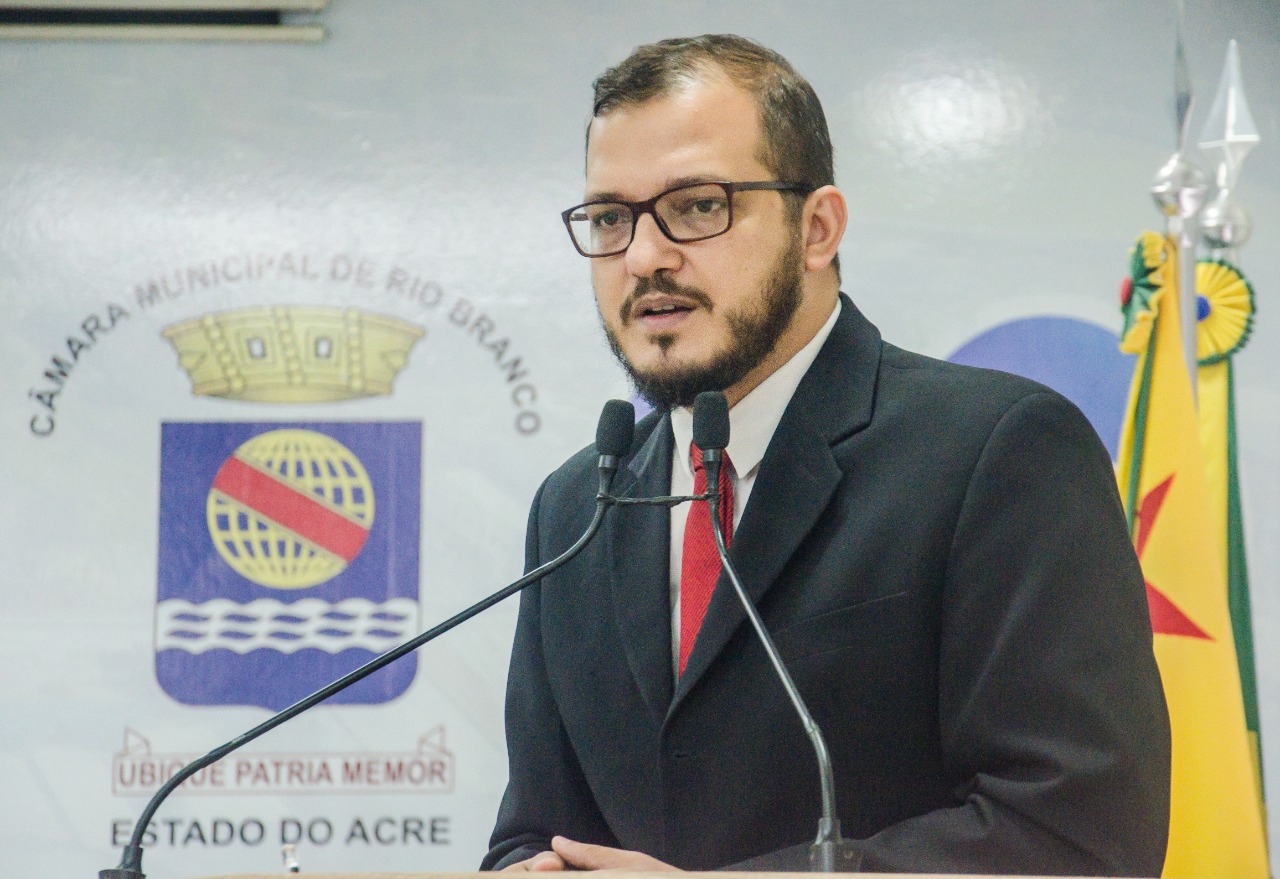 Rodrigo Forneck convida vereadores para Conferência de Saúde em Rio Branco