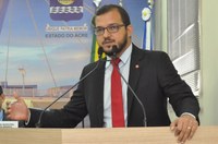 Rodrigo Forneck encerra o ano com mais dois projetos aprovados, além da relatoria da LOA de 2018   