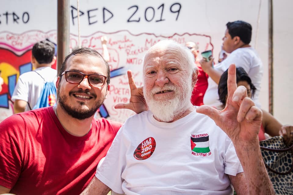 Rodrigo Forneck homenageia Abrahim Farhat em sessão online da Câmara