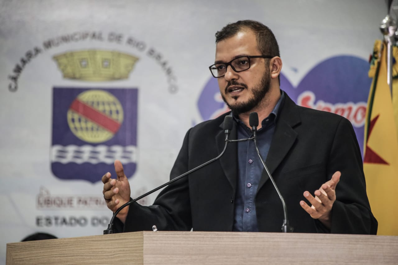 Rodrigo Forneck repudia apologia ao turismo sexual feita por Bolsonaro