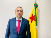 Rutênio Sá volta a cobrar a oferta da vacina aos profissionais da saúde