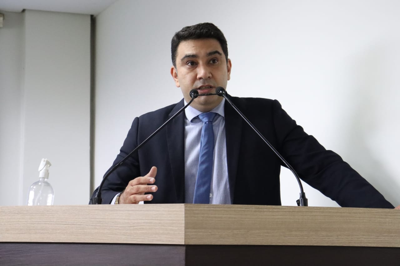  Samir Bestene destaca inicio do ano letivo da rede estadual de ensino e cobra do executivo o envio do PL do reajuste dos servidores municipais.