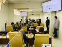 Tribuna Popular  debate o tema Síndrome Alcoólica Fetal – SAF