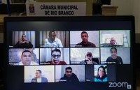  Tribuna Popular recebe representantes do movimento “Lactantes pela Vida”