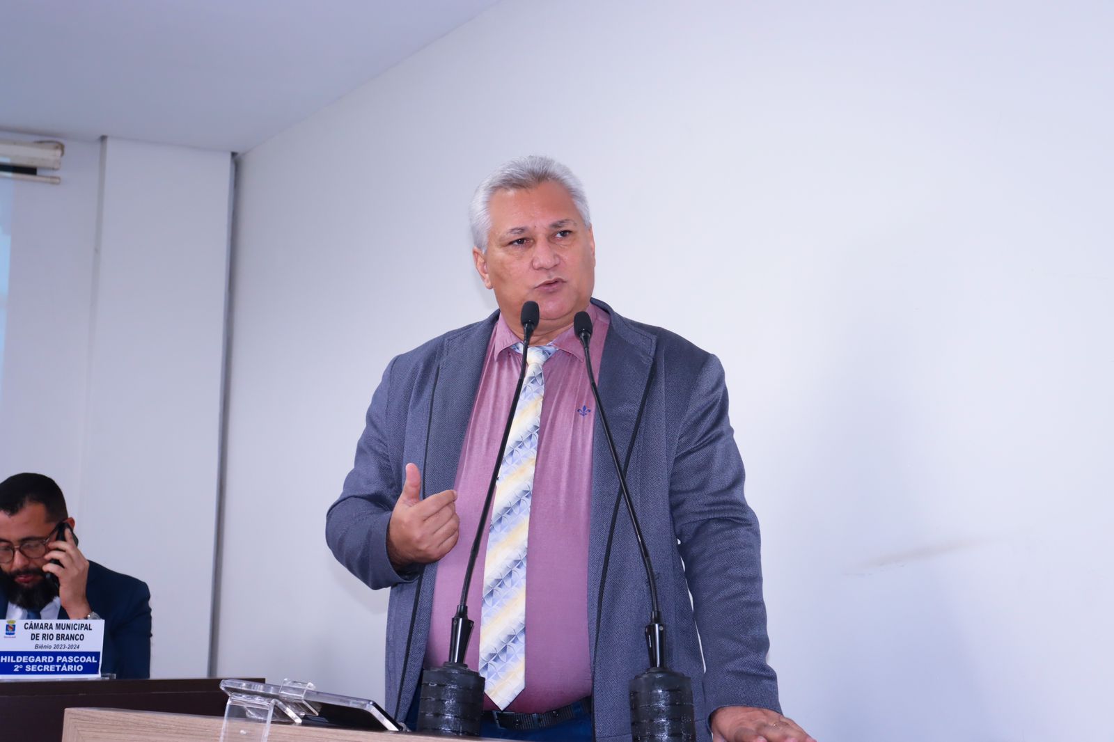 Vereador Antônio Morais apresenta PL reforçando a prescrição médica com letra legível ou impressa