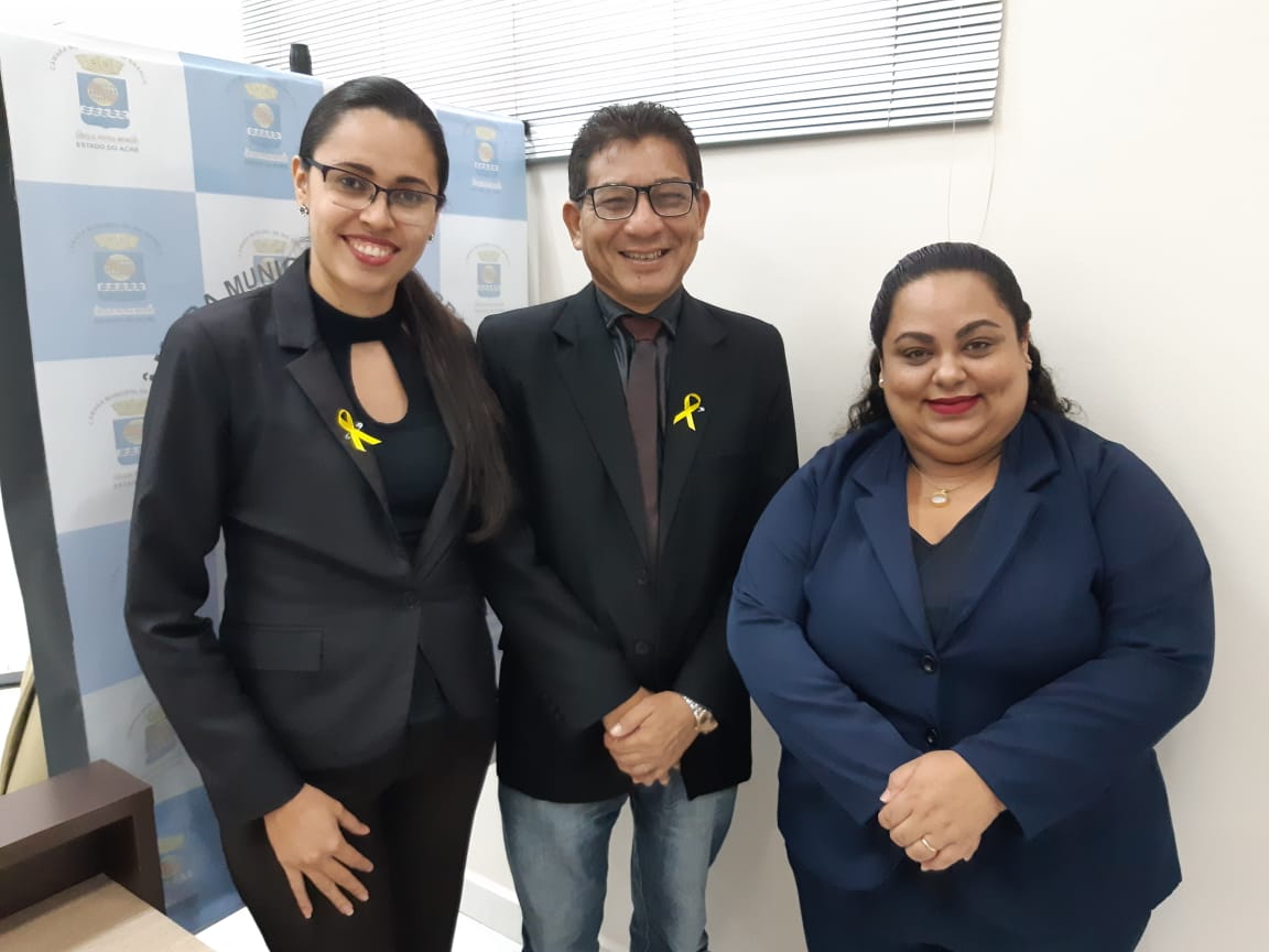 Vereador Carlos Juruna lembra inclusão do deficiente auditivo