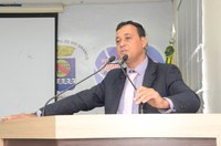 Vereador Célio Gadelha cobra melhorias no serviço de transporte público