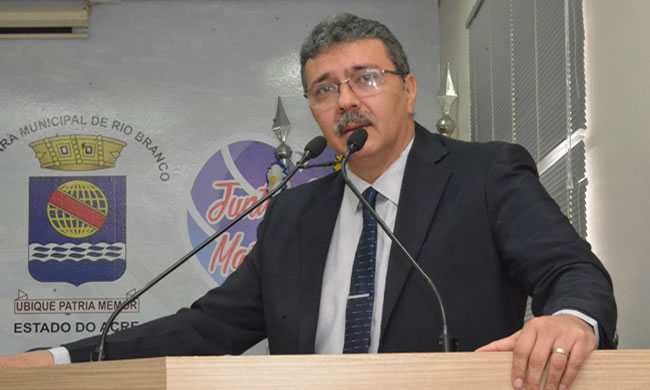 Vereador Dankar apresenta Anteprojeto de Lei que beneficia professores da rede Municipal