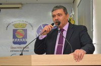 Vereador Dankar prestigia entrega de alimentos por produtores na Ceasa