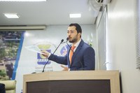 Vereador Emerson Jarude denuncia erros na entrega de kits escolares da Prefeitura 