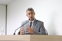  Vereador Ismael Machado cobra equiparação nacional do piso salarial para servidores da educação