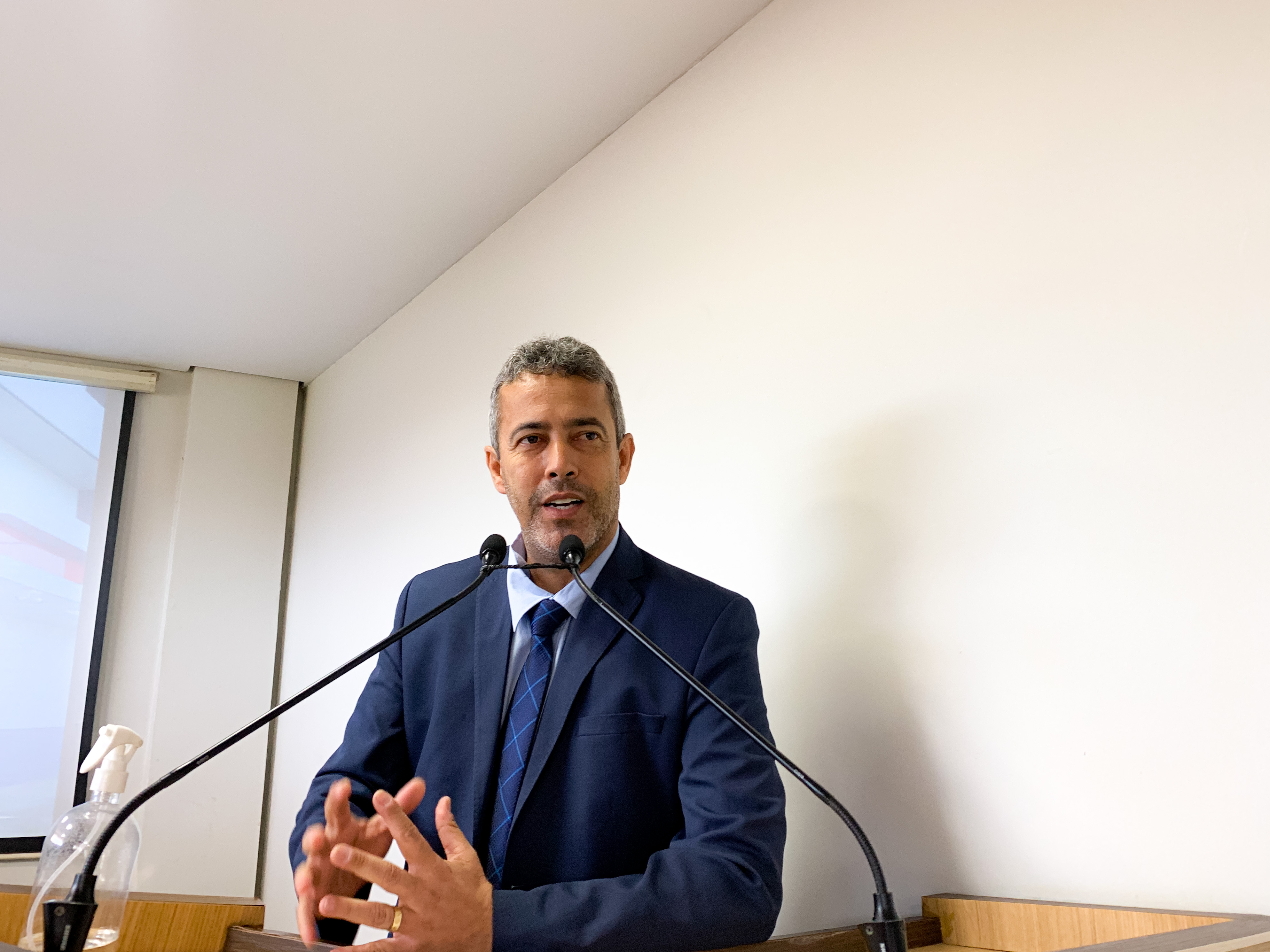  Vereador Ismael Machado volta a cobrar do poder público melhorias para o Bairro Baixada da Habitasa