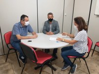 Vereador Ismael Machado volta a cobrar vacinação para os profissionais de fisioterapia e aos farmacêuticos.